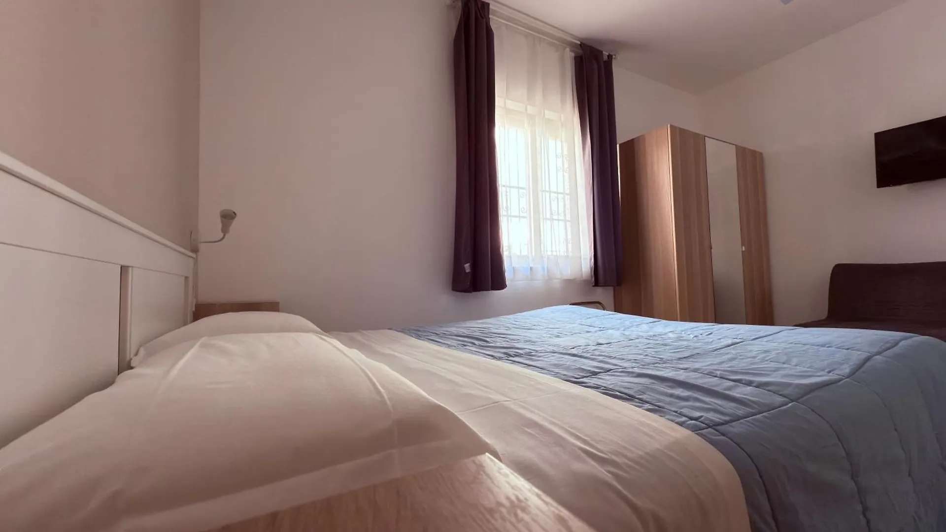 Casa Recanati - A Due Passi Dal Mare جيارديني ناكسوس إيطاليا